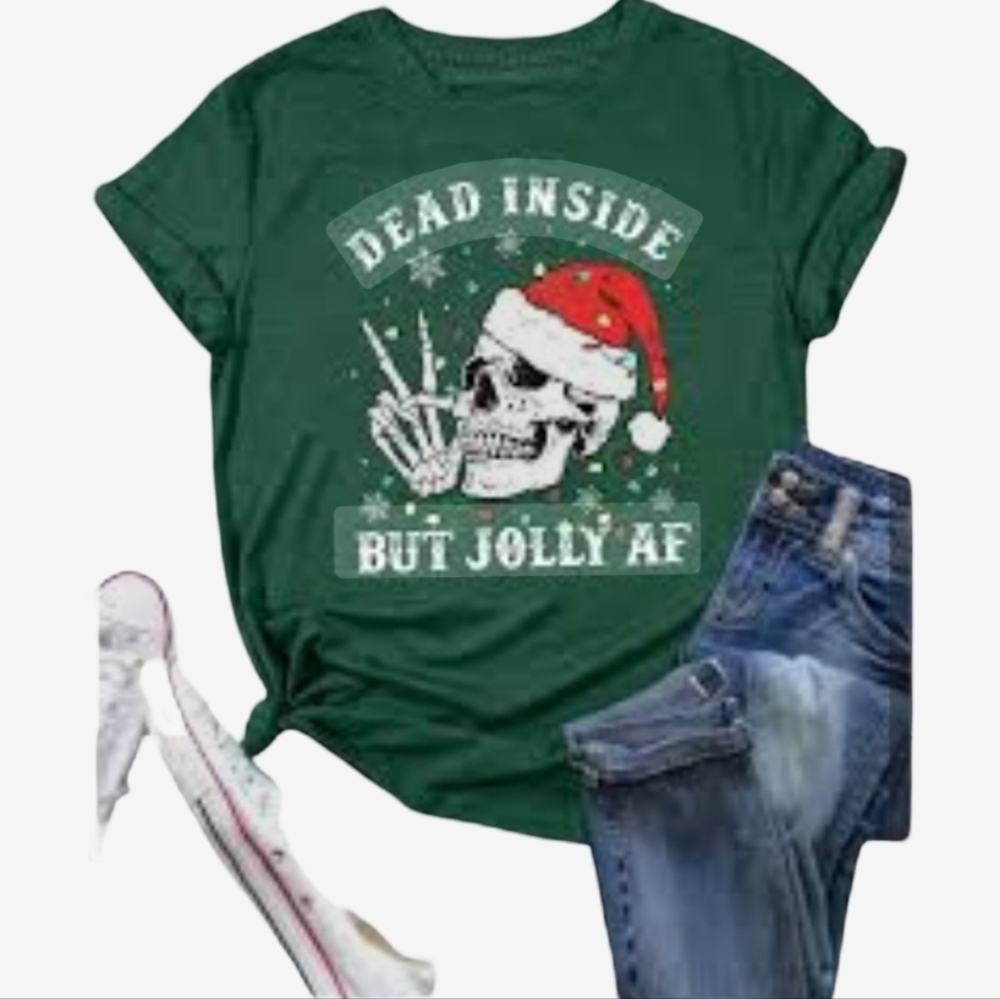 Christmas Skull  Womens Plus Size Graphic Tee - Size 2XL